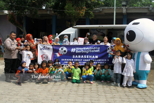 AICE Distributes Food Aid to PAUD Teachers and Students throughout Jabodetabek