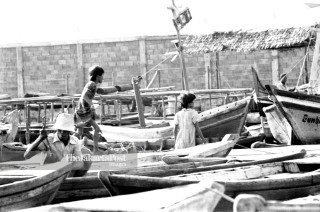 File: Perahu Nelayan (1983)