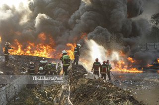Pipa Pertamina Terbakar di Cimahi