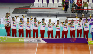 -Celebrasi tim Bola Voli Duduk Putra Iran di Asian Paragames 2018 Tenis Indor Senayan Jakarta