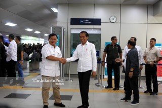 Jokowi meets Prabowo