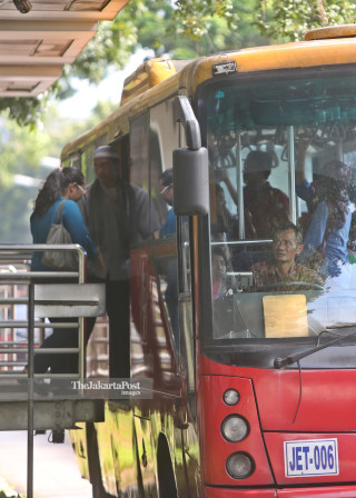 File: Busway Koridor Blok M - Kota