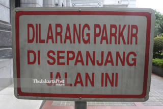 No Parkir warning