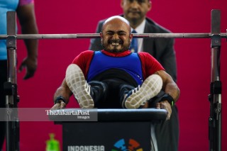-Atlet Angkat Besi Putra 49kg asal India Farman Basha