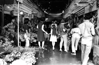 File: Pasar Kembang Rawa Belong (1983)