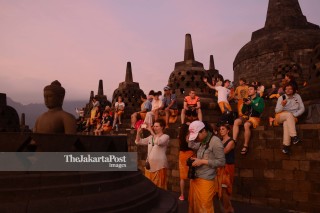 Wisatawan di Candi Borobudur