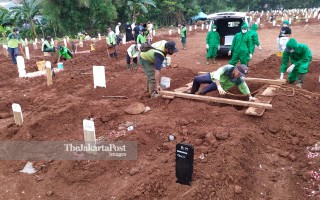 Tempat Pemakaman Korban Covid-19 di Pondok Ranggon