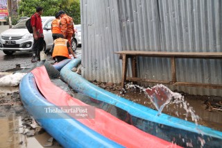 File: Genangan air di Kelapa Gading