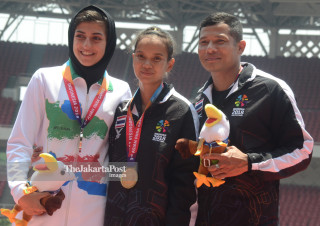 Atlet Iran Safarzadeh Ghahderijani Hagar memperoleh medali emas