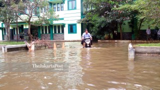 File: Banjir Rob di Pekalongan
