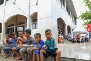 Posko Pengungsian Banjir di Universitas Borobudur Kalimalang