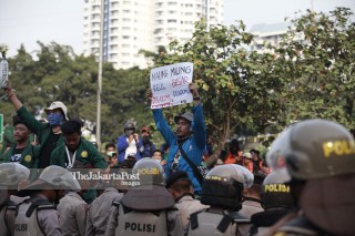 Aksi Demo Mahasiswa Jakarta Menolak RKUHP dan UU KPK