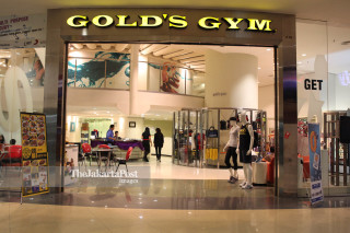 File: Gold Gym