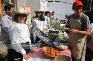 File: Pasar Para Petani