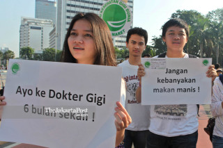 File: Kampanye Gigi Sehat