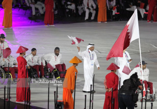 -Defile Atlet Qatar dalam Upacara Pembukaan Asian Para Games 2018