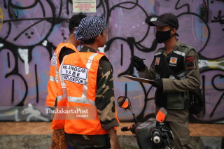 Pembatasan Sosial Berskala Besar (PSBB) di Depok, Jawa Barat