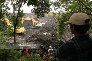File: Sampah di Cimahi