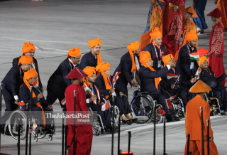 -Defile Atlet India dalam Upacara Pembukaan Asian Para Games 2018