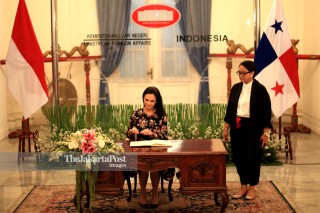 Panama and Indonesia bilateral meeting