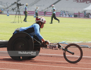 Atlet Thailand Sekratok Pranaya meraih medali perunggu Asian Para Games 2018
