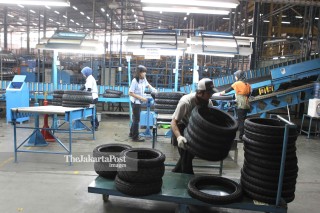 File: Tire factory
