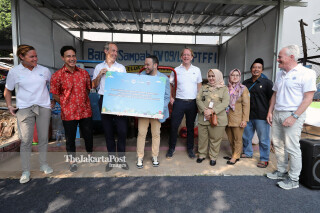 Frisian Flag Indonesia Collaborates with Octopus to Strengthen the Waste Segregation Program