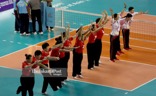 - Tim Voli duduk China memberi salut kepada penonton di pertandingan Final melawan Iran pada Asian Paragames 2018