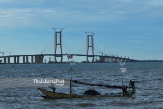 File: Jembatan Suramadu