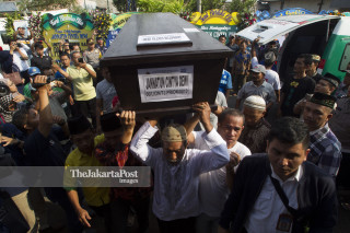 Pemakaman penumpang Lion Air JT610