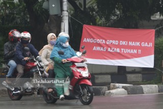Tolak Kenaikan Gaji Anggota DPRD DKI Jakarta