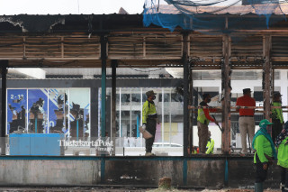 Transjakarta Bus stop damage