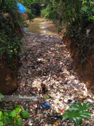 Sampah di Sungai Ciliwung