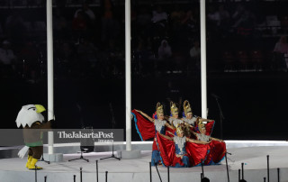 -Penampilan penari divabel di pembukaan Asian Para Games 2018
