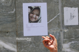 foto korban hilang di lapangan depan Masjid Agung Darussalam, Palu, Sulawesi Tengah