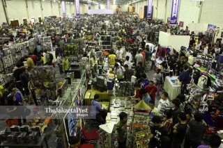 File: Pameran mainan The Jakarta 8th Toys and Comic "War" Fair 2012