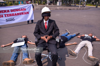 Demo Keberadaan Tambang dan PLTU Batubara