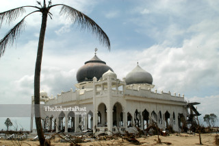 File: Tsunami Aceh