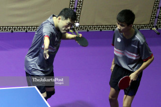LEE YAO TANG (kiri), SU JIN SIAN (kanan)  TENIS MEJA BEREGU PUTRA ASIAN PARA GAMES 2018
