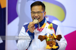 Atlet Anggar Kursi Roda asal Cina Hongkong, Cheong Meng Chai berhasil meraih medali perak