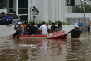 Banjir Sambut Tahun Baru di Ibukota