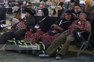 Jemaah Umrah Terlantar di Bandara