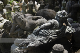 Patung-Patung Budha di Institut Seni Indonesia (ISI),  Yogyakarta